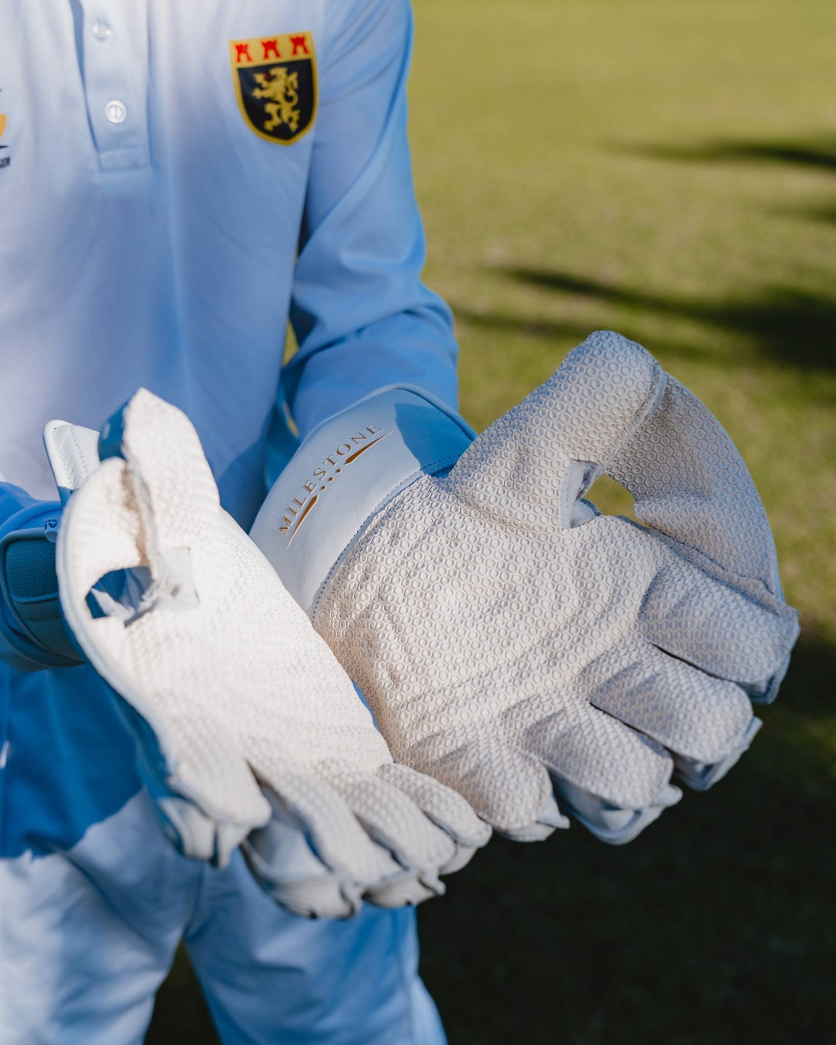 Milestone Elite Keeping Gloves 2025/26