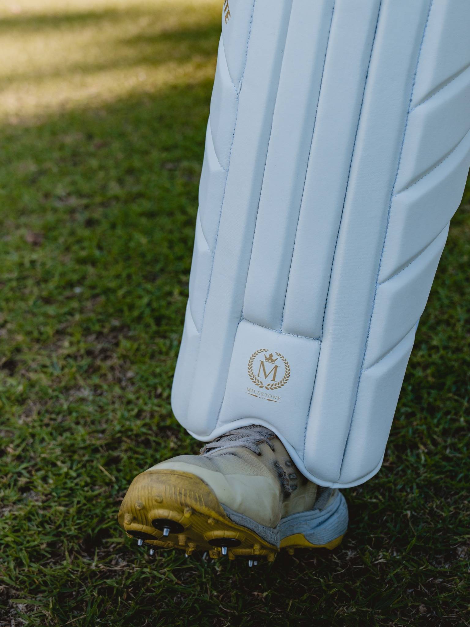 Milestone Elite Keeping Pads