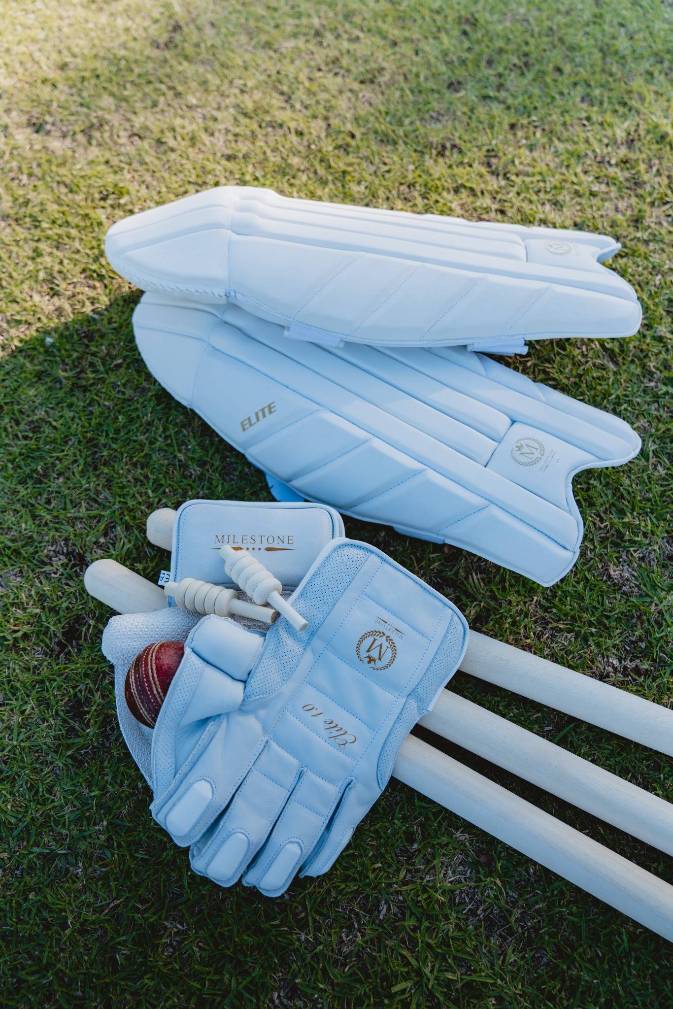 Milestone Elite Keeping Pads