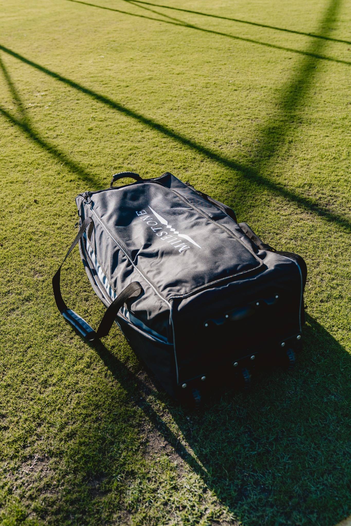 Milestone Senior Wheelie Elite Kitbag