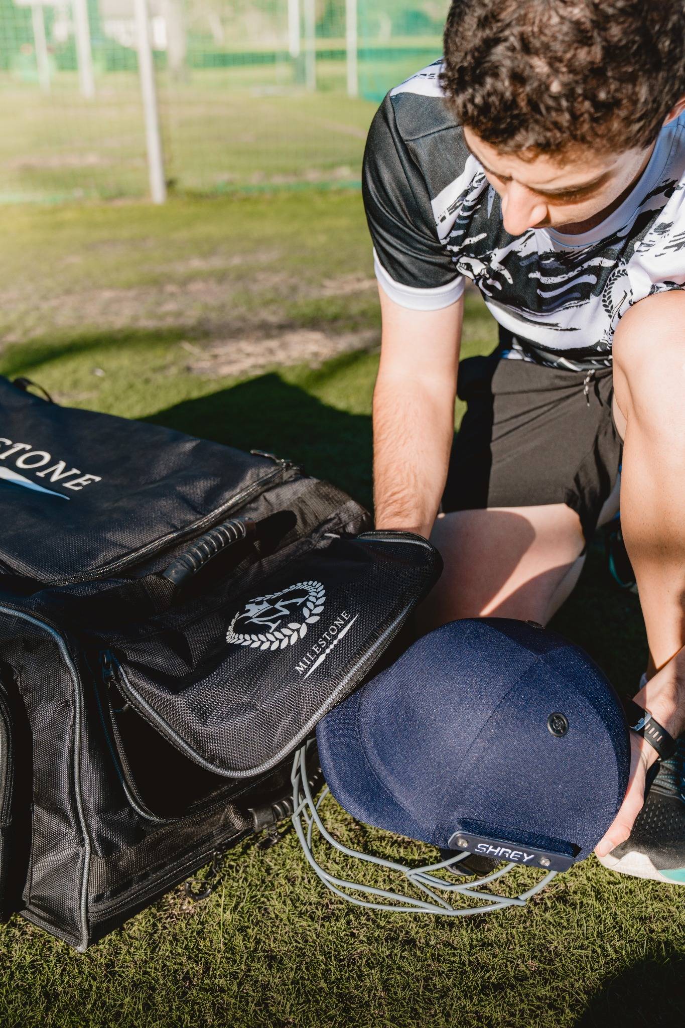 Milestone Senior Wheelie Elite Kitbag