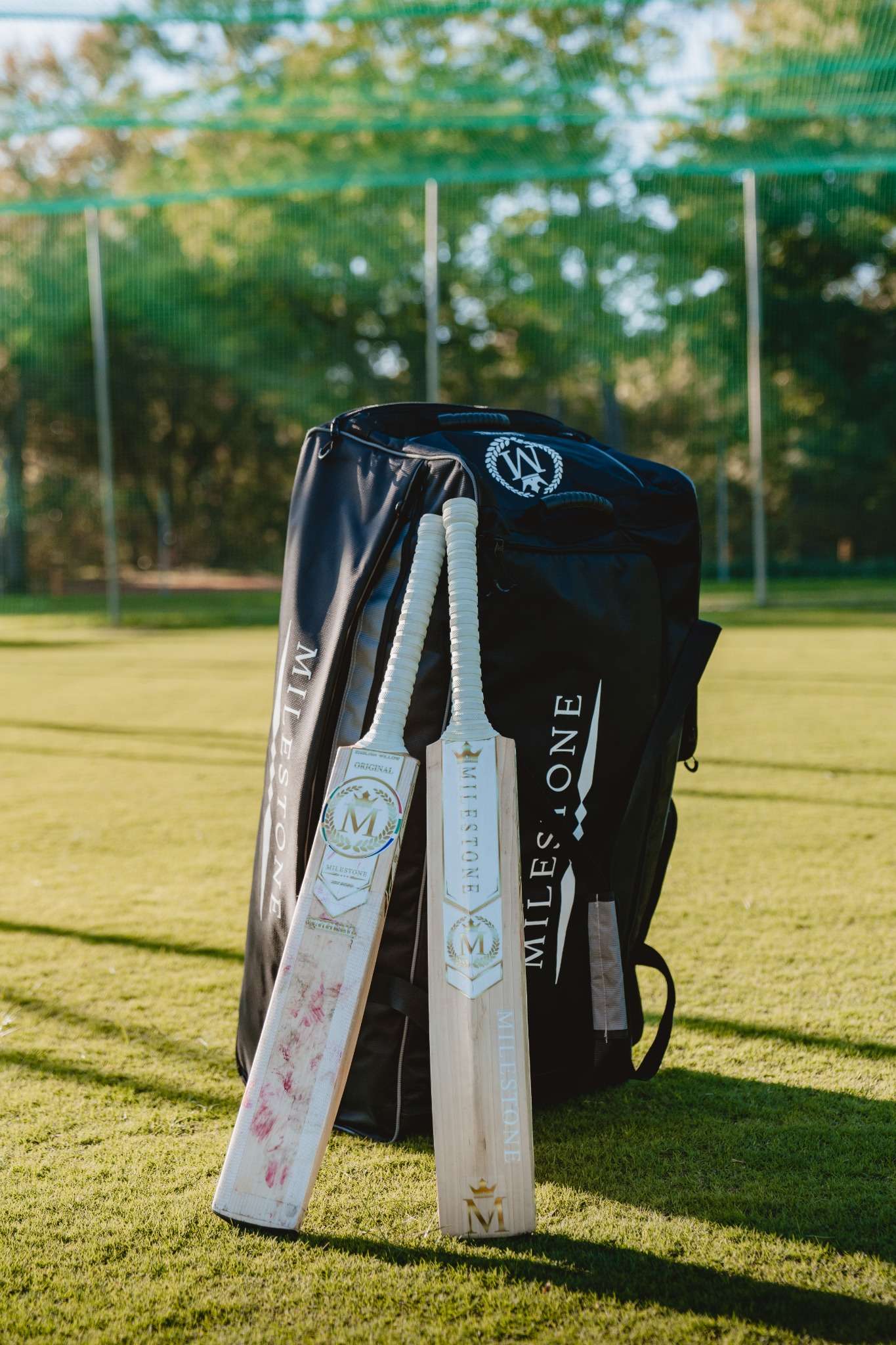 Milestone Senior Wheelie Elite Kitbag