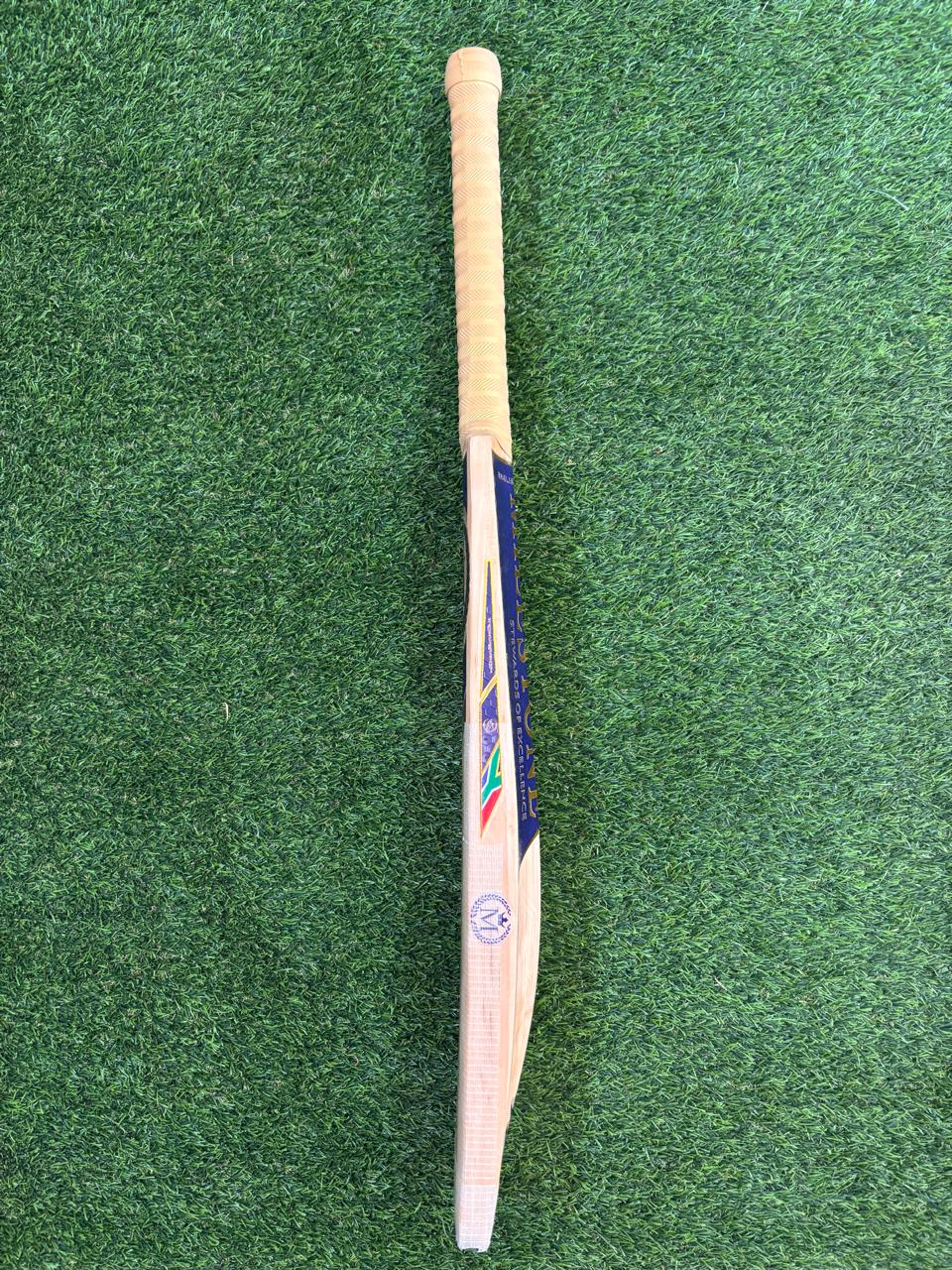 Milestone Size 6 Demo Bat (RF022)
