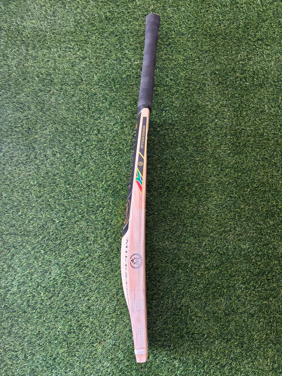 Milestone Size 6 Demo Bat (RF009)