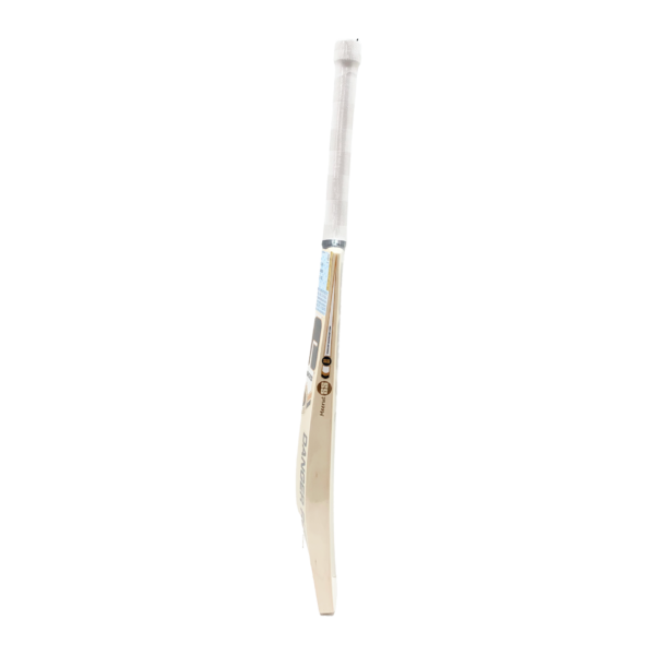 SS DRE RUSS Players E.W Cricket – SIZE 4