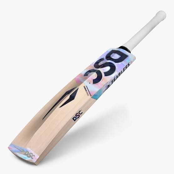 DSC Condor Drive English Willow Cricket Bat – Size 6