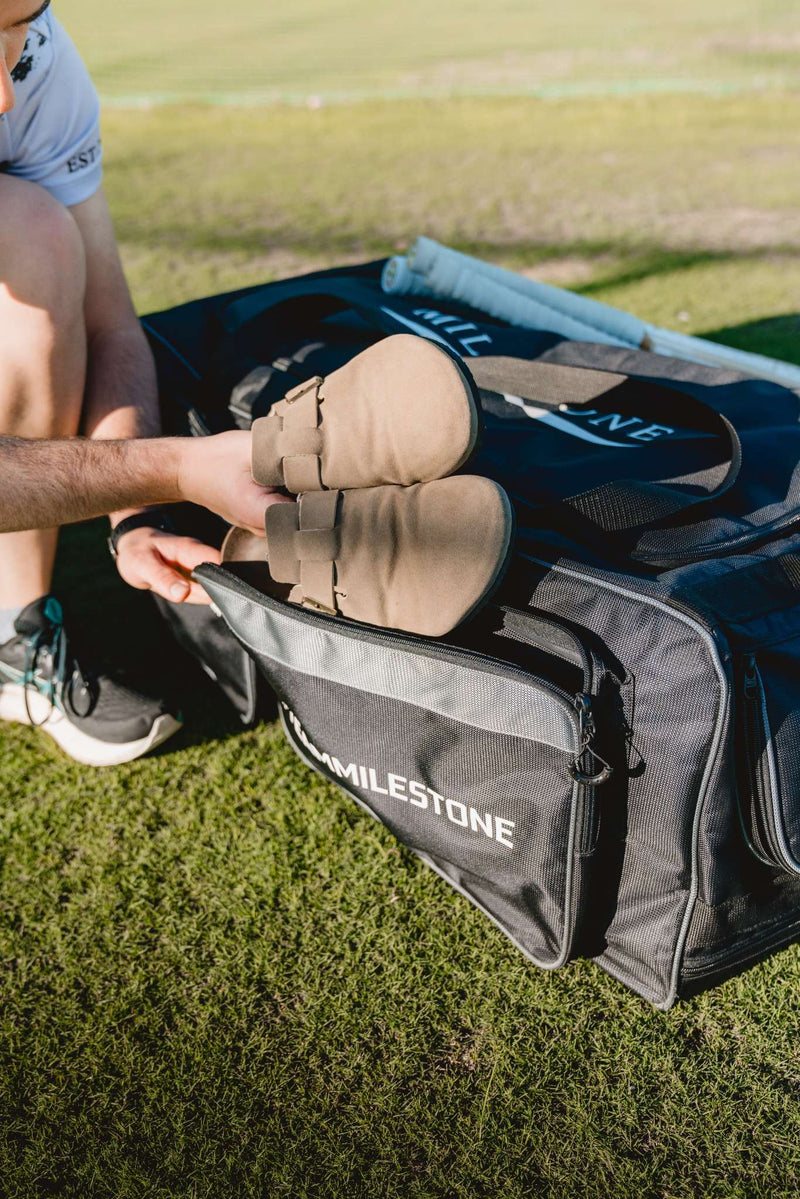 Milestone Senior Wheelie Elite Kitbag