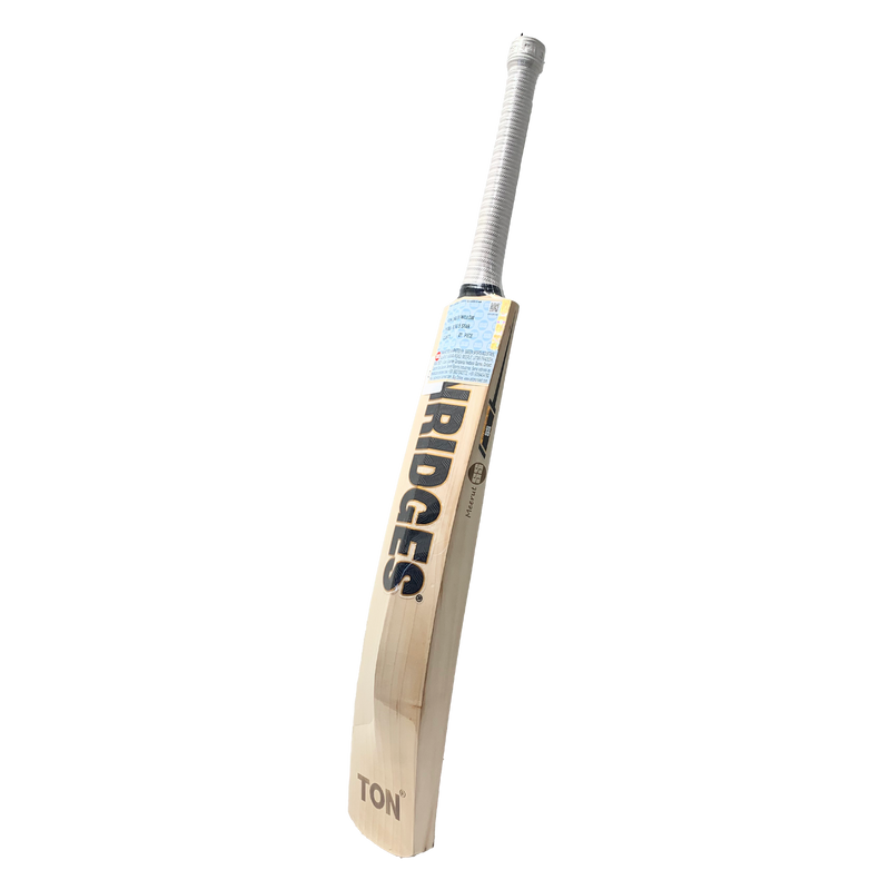 SS Retro Classic 5 Star E.W Cricket Bat – SH + Free SS Matrix Batting Gloves MRH