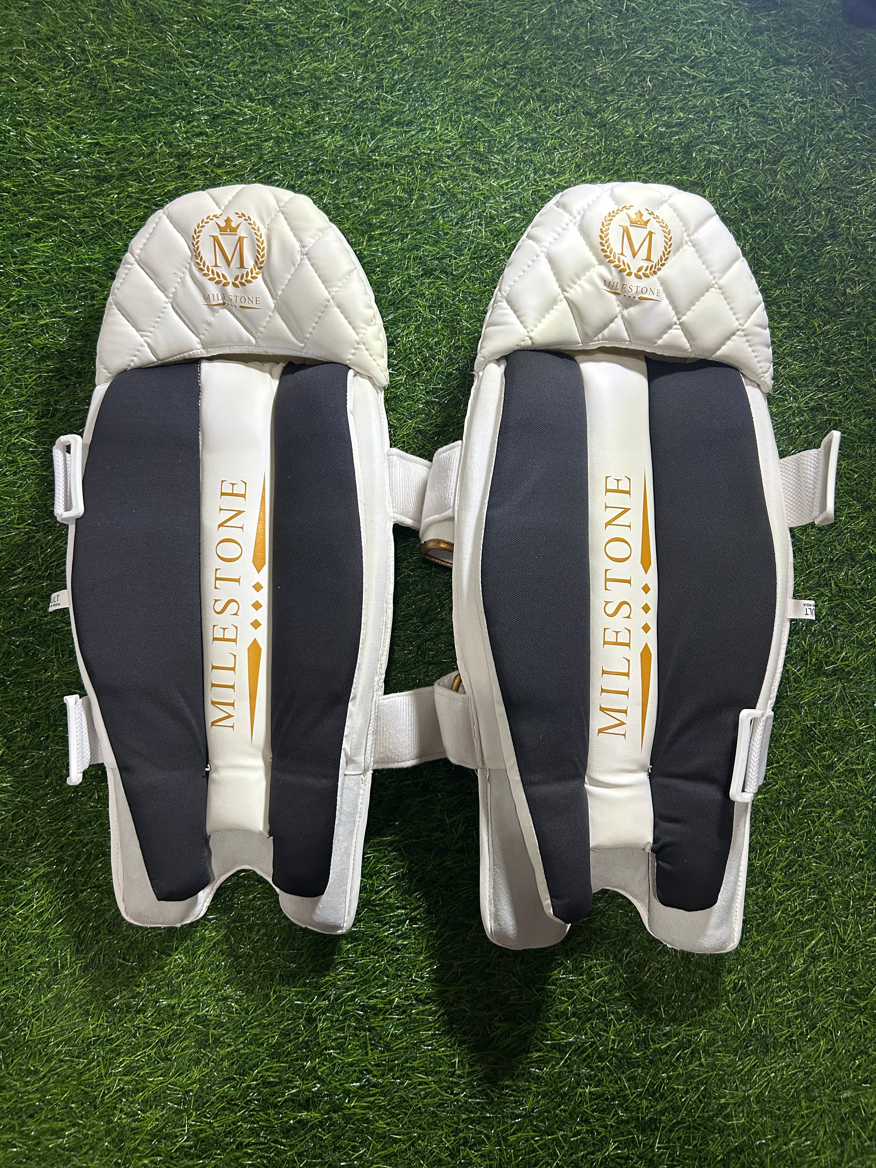 Milestone Elite Keeping Pads