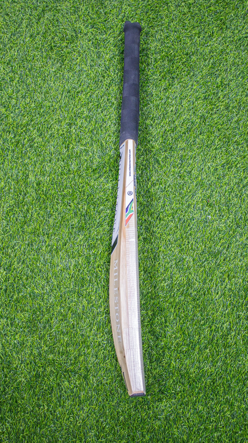 Milestone Size 5 Demo Bat