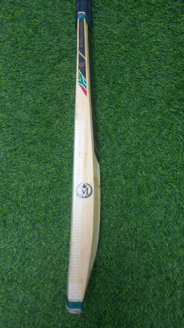 Milestone Grade 3 Demo Bat