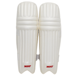 MRF Conqueror Moulded Batting Pads – Junior – Ambidextrous
