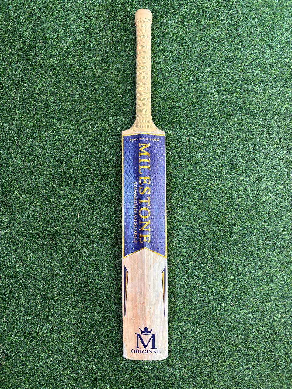 Milestone Size 6 Demo Bat (RF022)