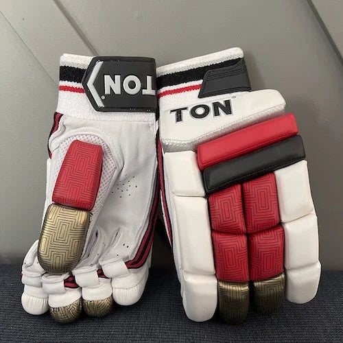 Ton Pro 3.0 Cricket Batting Gloves -RH – Adult
